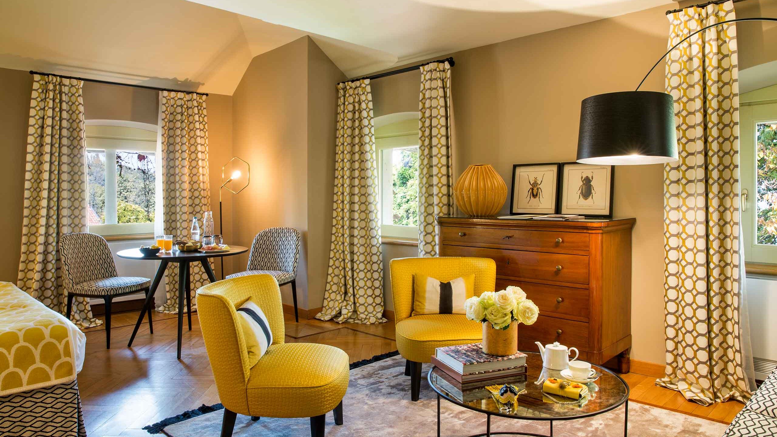 Elegant deluxe room with refined décor in a five-star luxury hotel near Lake Iseo