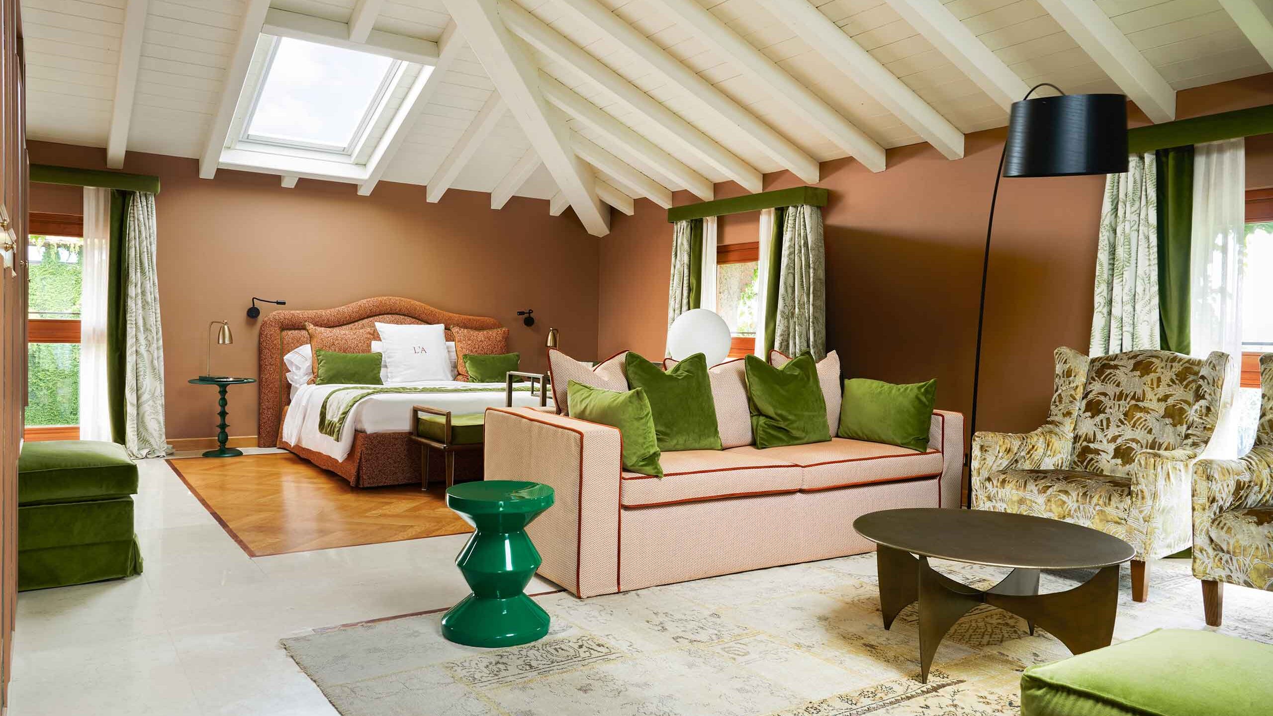 Suite panoramica con vista sul Lago d’Iseo in hotel di lusso